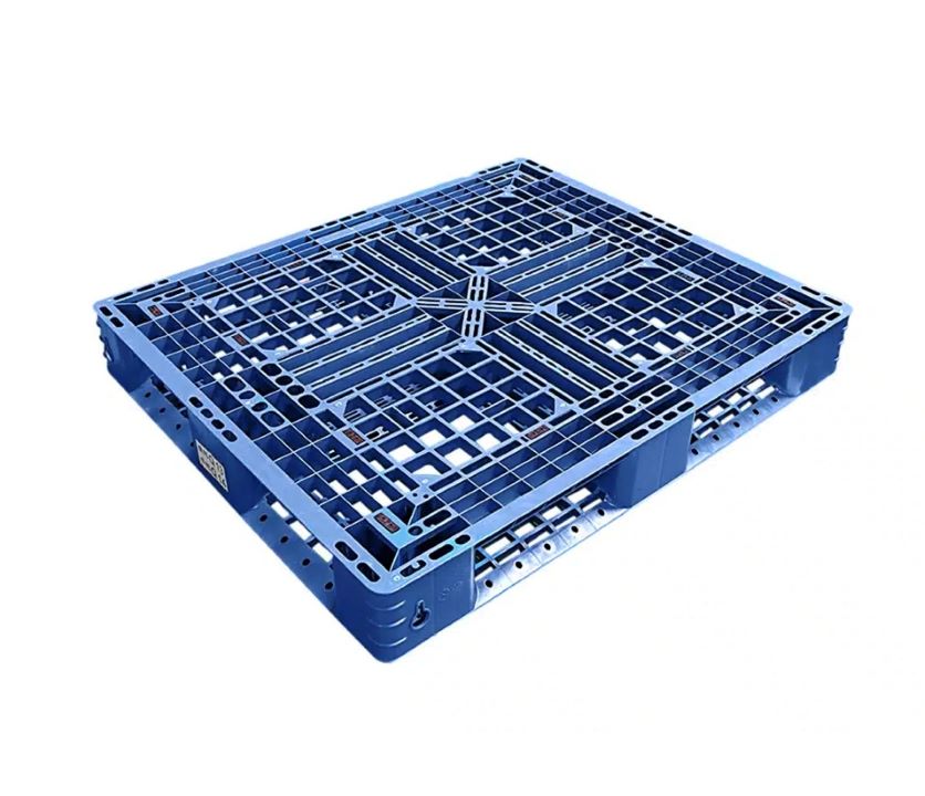Used 48x40 Plastic Pallets